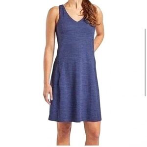 Toad & Co. tech tomboy tank‎ dress blue pocket built in bra size medium